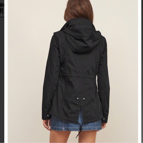 The A&F Nylon Parka - Picture 2 of 6